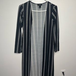 Soft stretchy coverup cape - long black and white